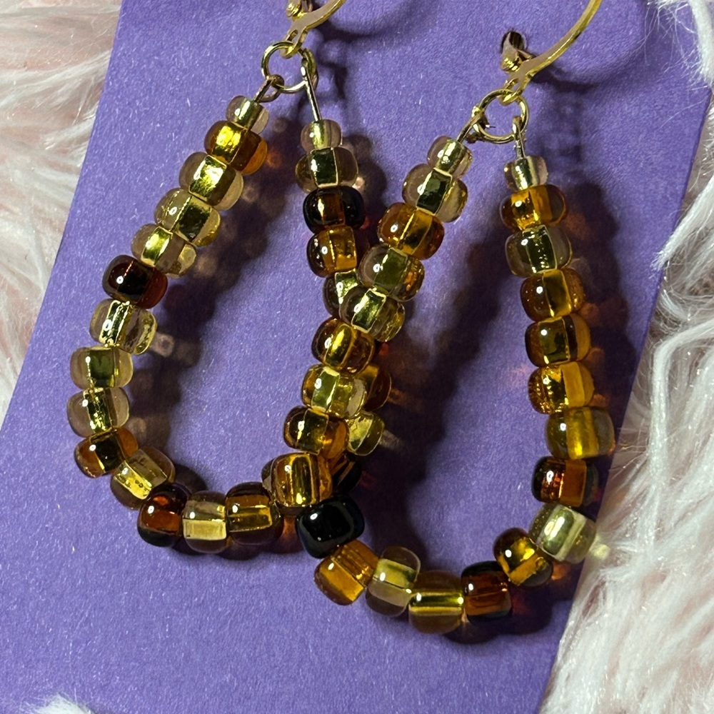 Amber Brown & Gold (Gold Hooks)